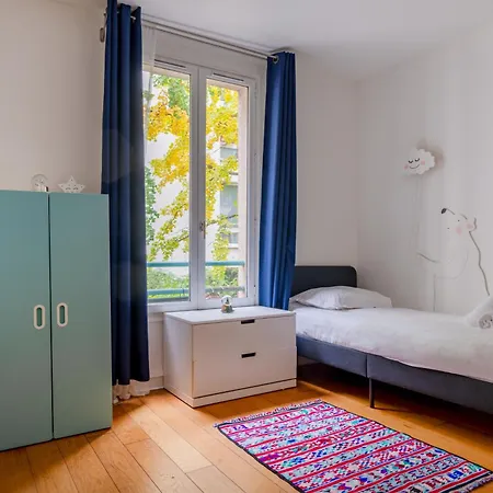 Cosy Duplex Apartment Paris